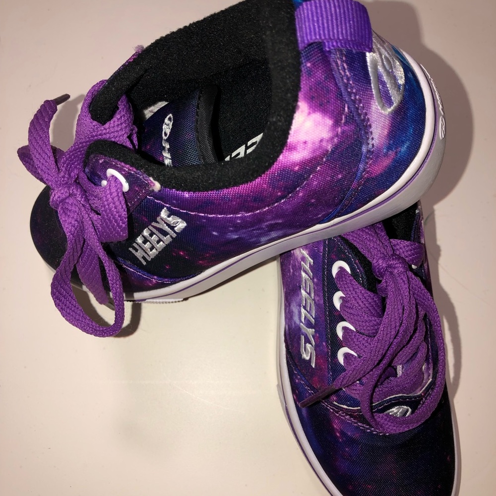 Heelys Youth Size 13 Pro 20 Prints